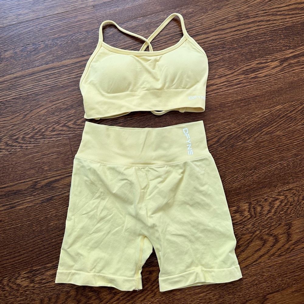 Dfyne Two Piece Set